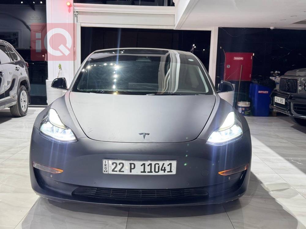 تێسلا مۆدێل 3